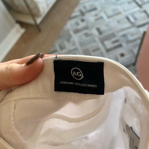 AG- the legging ankle Super skinny white jean. Size 24R - Picture 4 of 7